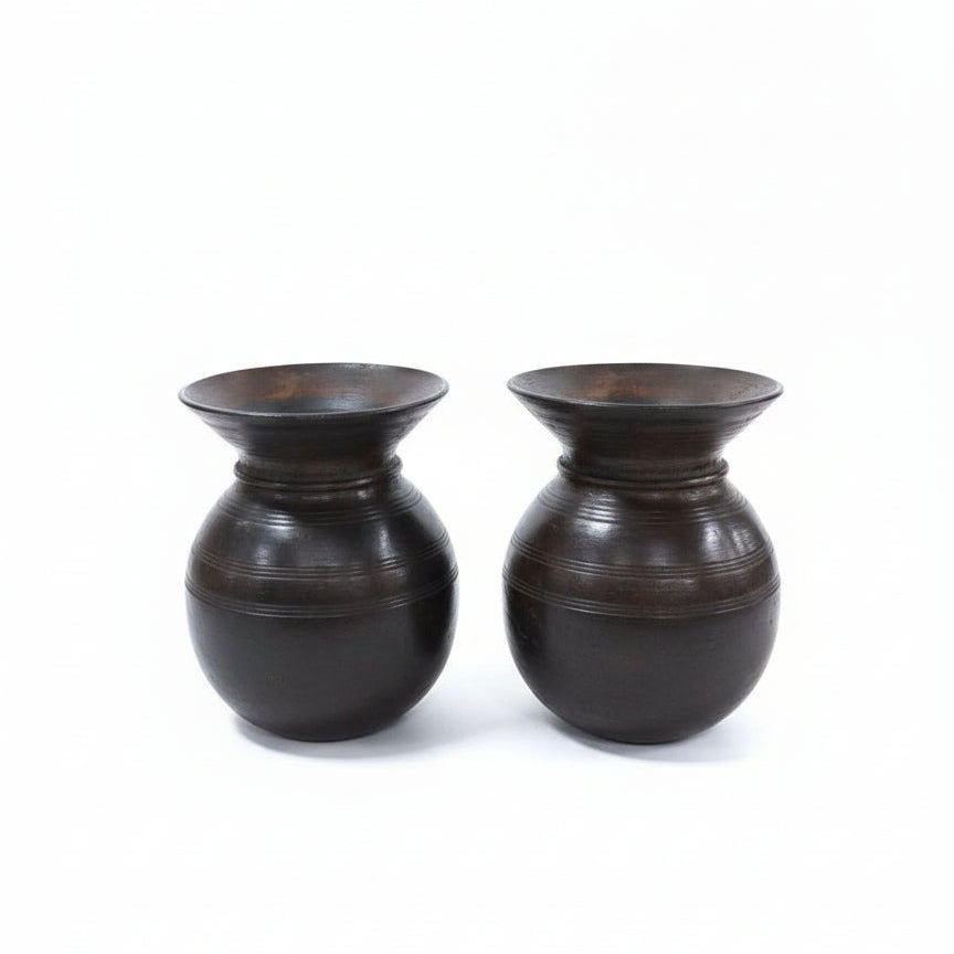 Kumbh Distressed Pots image 2